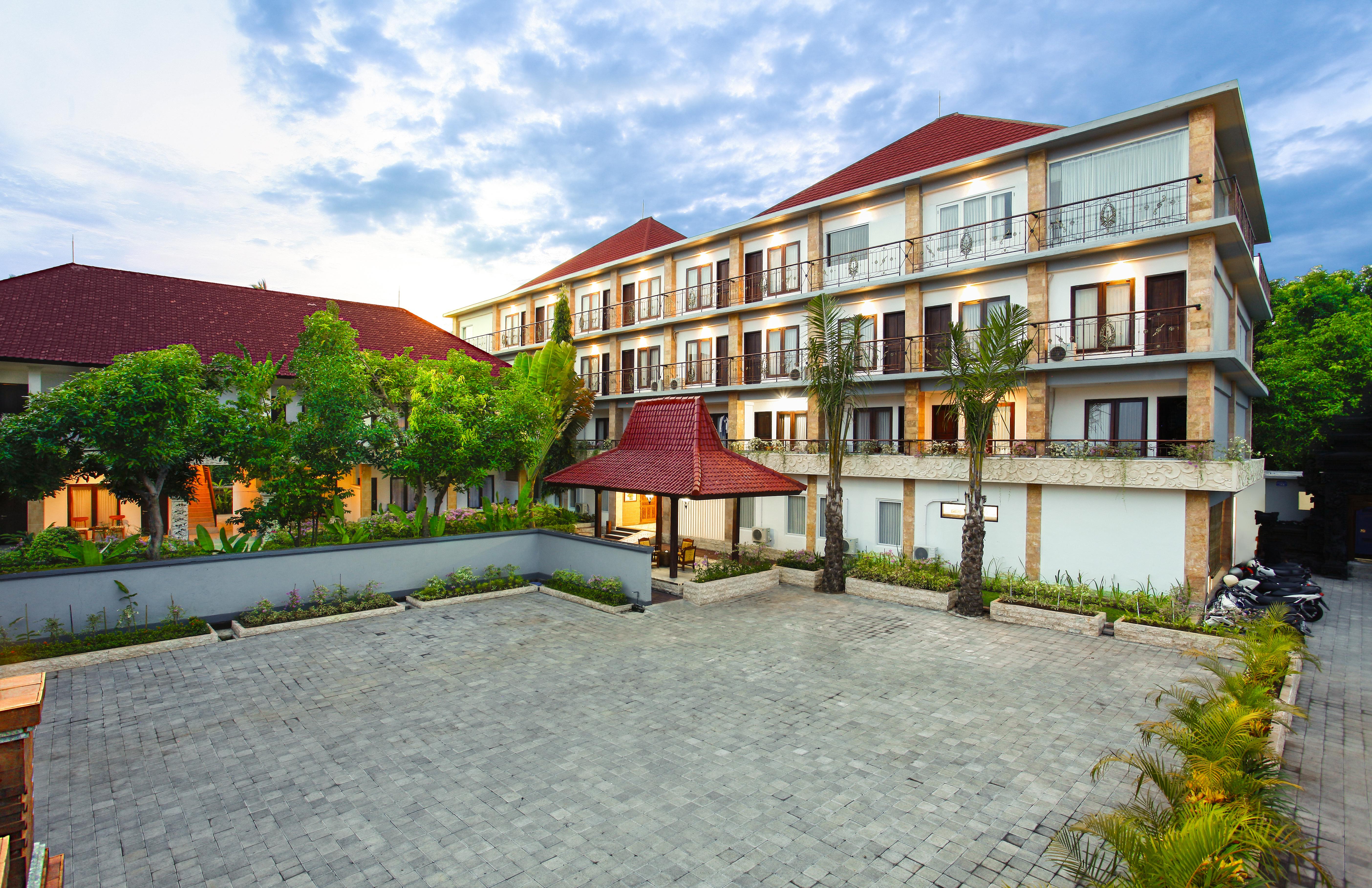 Puri Saron Hotel Baruna Beach Lovina Exterior foto