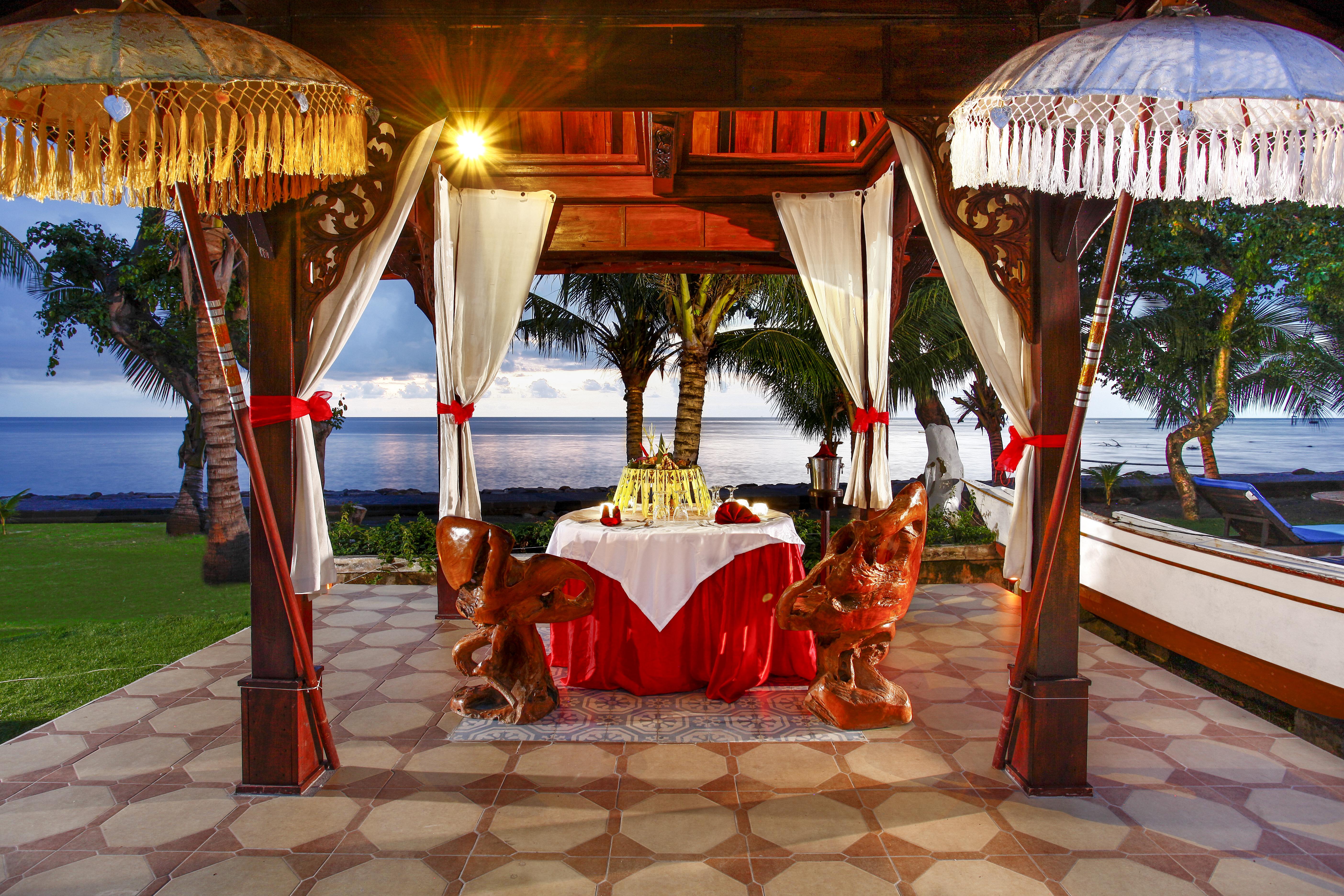 Puri Saron Hotel Baruna Beach Lovina Exterior foto