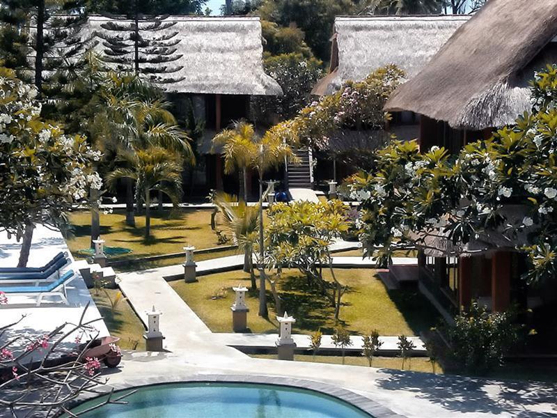 Puri Saron Hotel Baruna Beach Lovina Exterior foto