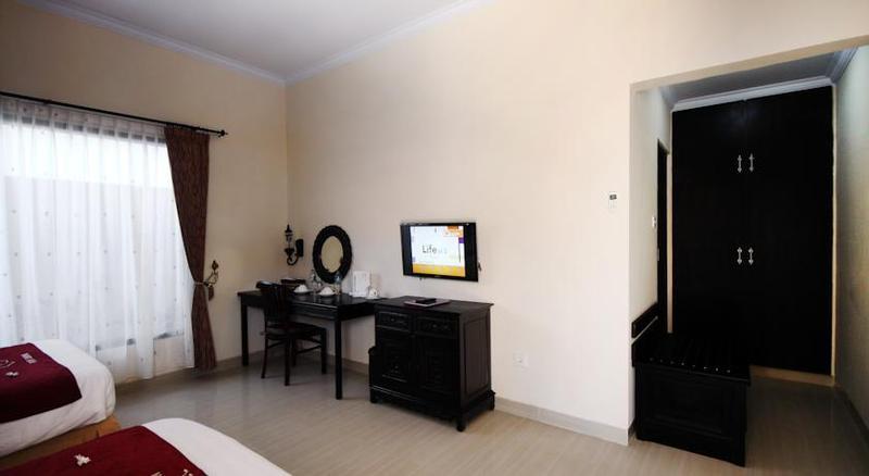 Puri Saron Hotel Baruna Beach Lovina Exterior foto